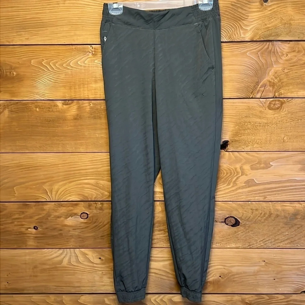 Athleta green joggers